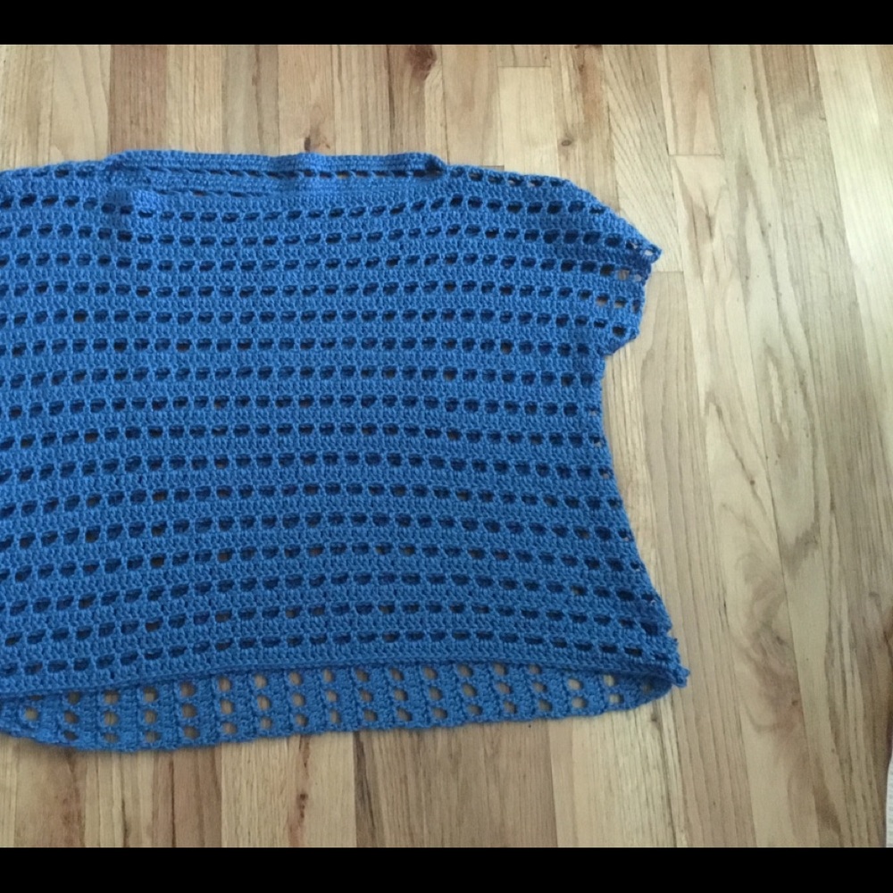Crocheted top - Picture 6 of 6